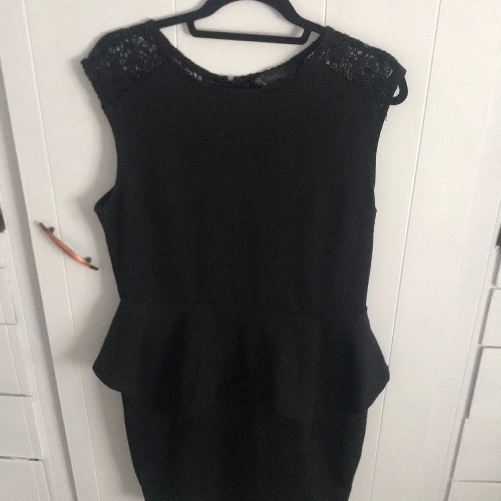 Back lace, layers black dress